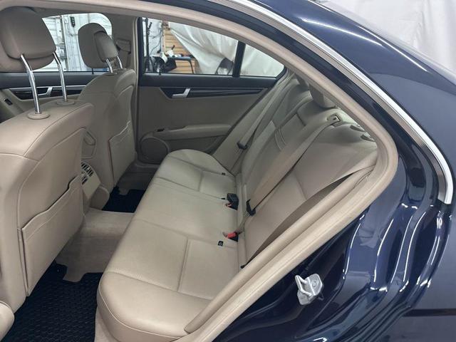 Photo of 2014 Lunar Blue Metallic Mercedes-Benz C-Class