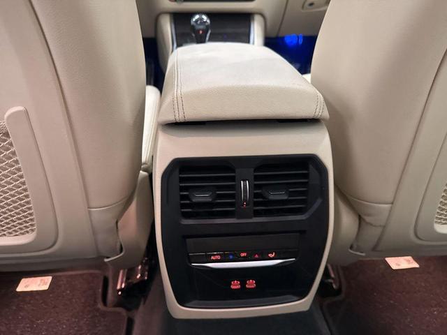 Photo of 2021 Mineral Gray Metallic BMW 330