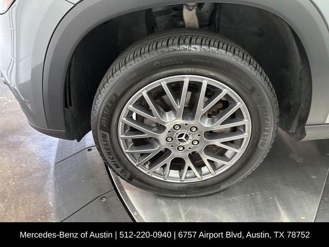 Photo of 2023 Selenite Gray Metallic Mercedes-Benz GLE 350