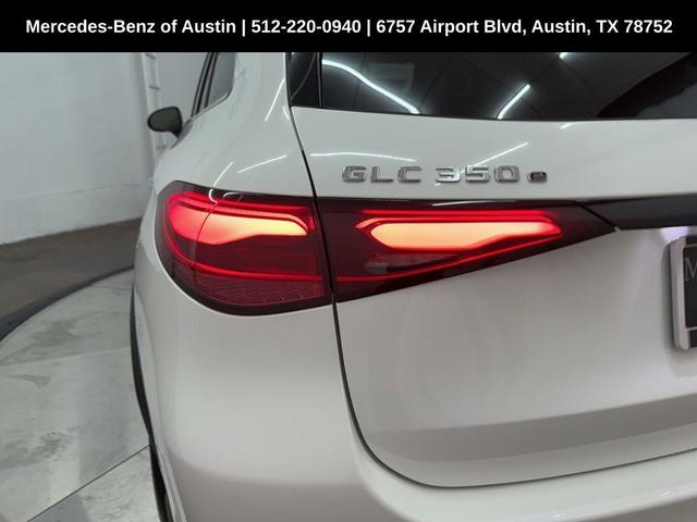 Photo of 2025 Polar White Mercedes-Benz GLC 350e