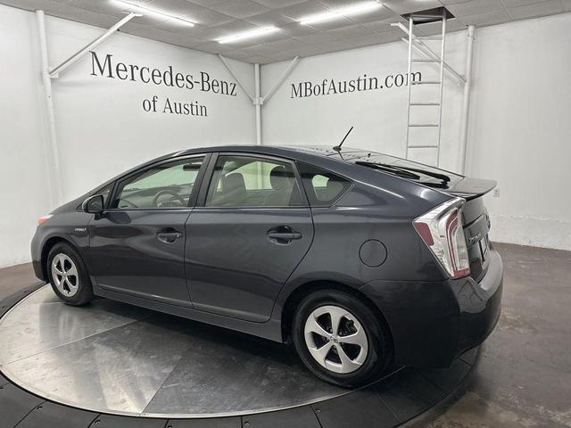 Photo of 2013 Winter Gray Metallic Toyota Prius