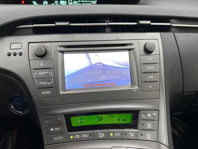 Photo of 2013 Winter Gray Metallic Toyota Prius