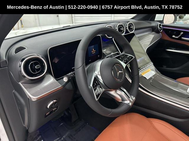 Photo of 2025 Polar White Mercedes-Benz GLC 300