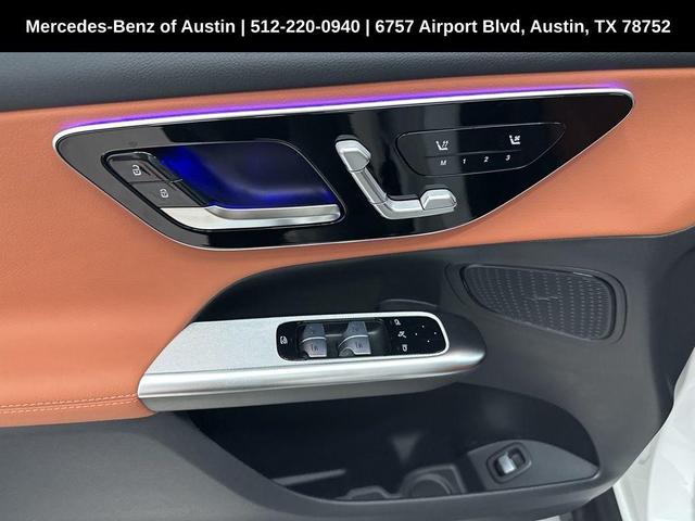 Photo of 2025 Polar White Mercedes-Benz GLC 300