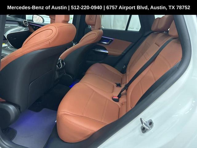Photo of 2025 Polar White Mercedes-Benz GLC 300