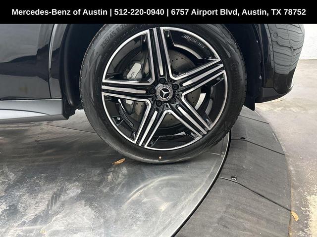 Photo of 2025 Black Mercedes-Benz GLC 300