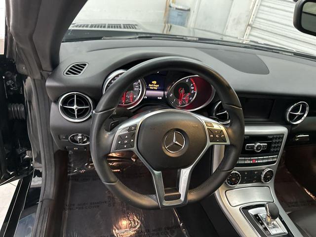 Photo of 2016 Black Mercedes-Benz SLK-Class