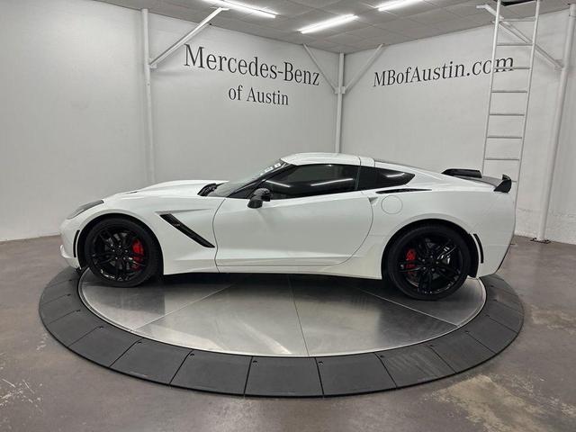 Photo of 2019 Arctic White Chevrolet Corvette