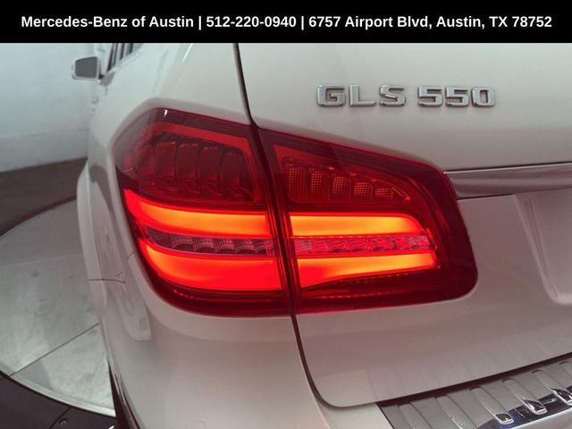 Photo of 2017 White Mercedes-Benz GLS 550