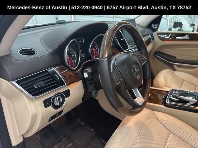 Photo of 2017 White Mercedes-Benz GLS 550