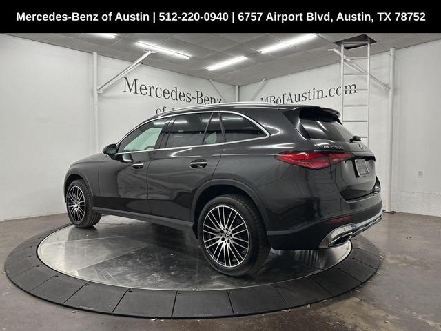 Photo of 2025 Graphite Gray Metallic Mercedes-Benz GLC 300