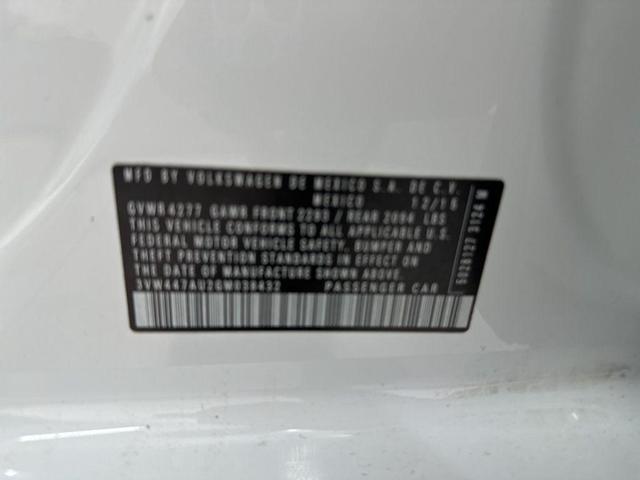 Photo of 2016 Pure White Volkswagen Golf GTI