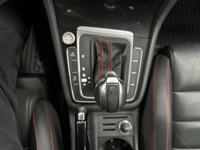 Photo of 2016 Pure White Volkswagen Golf GTI