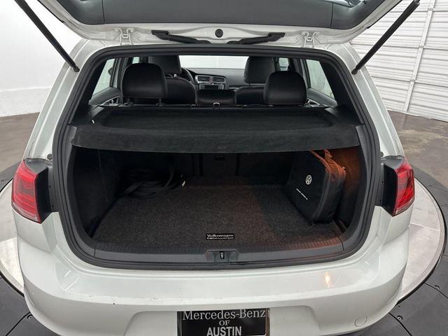 Photo of 2016 Pure White Volkswagen Golf GTI