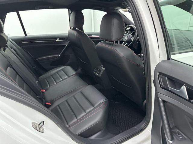 Photo of 2016 Pure White Volkswagen Golf GTI