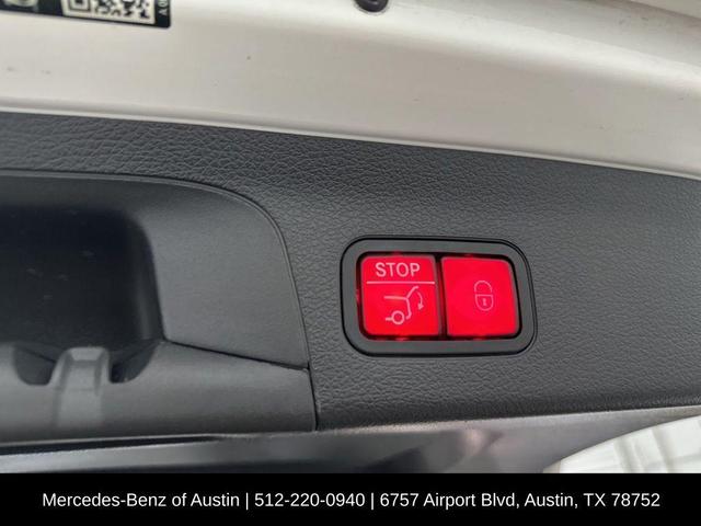 Photo of 2023 MANUFAKTUR Diamond White Metallic Mercedes-Benz GLS 450
