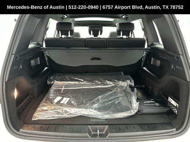 Photo of 2025 Polar White Mercedes-Benz GLB 250
