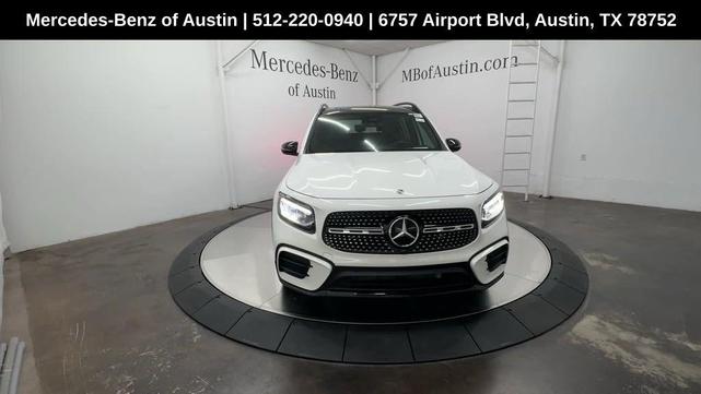 Photo of 2025 Polar White Mercedes-Benz GLB 250
