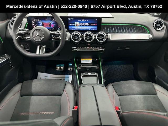 Photo of 2025 Polar White Mercedes-Benz GLB 250