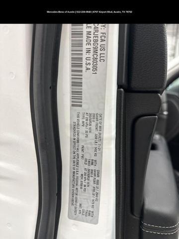 Photo of 2021 Bright White Clearcoat Jeep Grand Cherokee