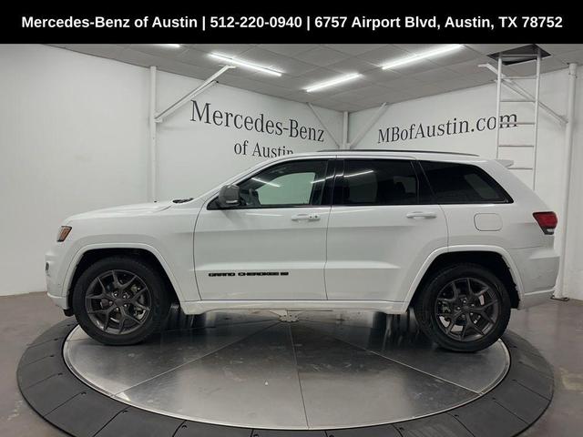 Photo of 2021 Bright White Clearcoat Jeep Grand Cherokee