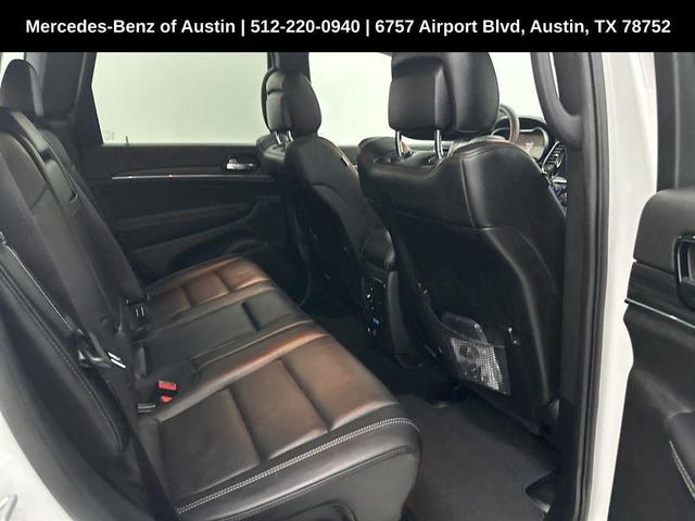 Photo of 2021 Bright White Clearcoat Jeep Grand Cherokee