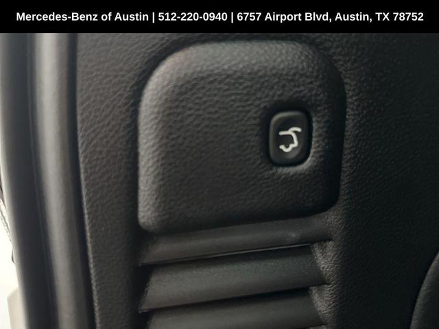 Photo of 2021 Bright White Clearcoat Jeep Grand Cherokee