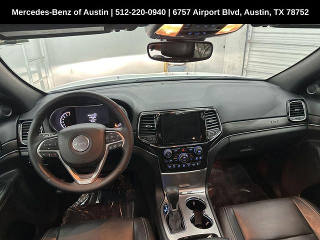 Photo of 2021 Bright White Clearcoat Jeep Grand Cherokee