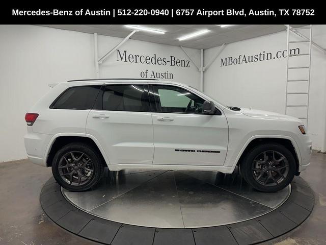 Photo of 2021 Bright White Clearcoat Jeep Grand Cherokee