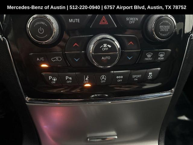 Photo of 2021 Bright White Clearcoat Jeep Grand Cherokee
