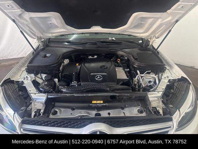 Photo of 2019 Polar White Mercedes-Benz GLC 300