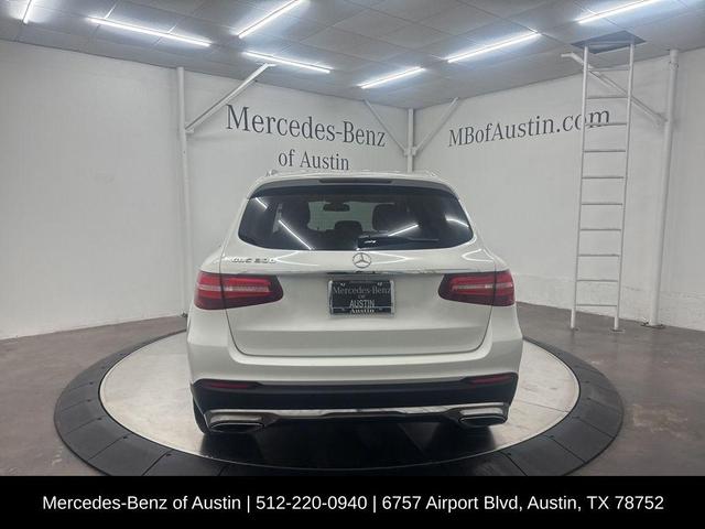 Photo of 2019 Polar White Mercedes-Benz GLC 300