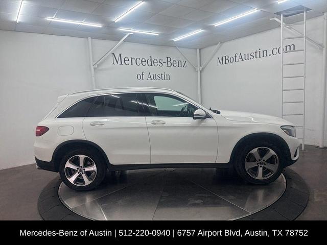 Photo of 2019 Polar White Mercedes-Benz GLC 300