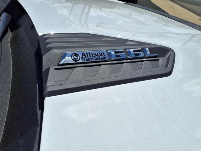 Photo of 2025 Summit White Chevrolet Silverado 2500