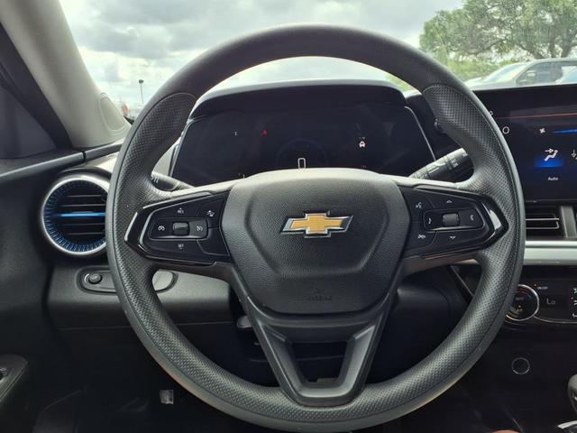 Photo of 2024 Sterling Gray Metallic Chevrolet Trax