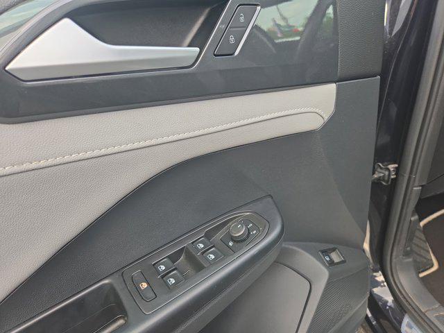 Photo of 2023 Deep Black Pearl Volkswagen Taos