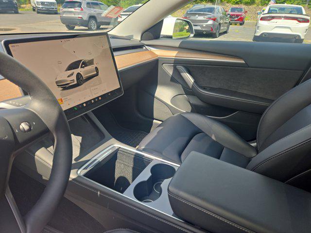 Photo of 2023 Pearl White Multi-Coat Tesla Model 3