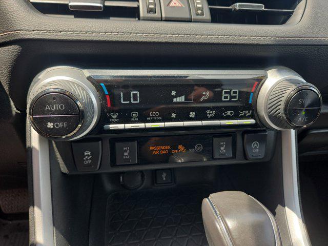 Photo of 2022 Silver Sky Metallic Toyota RAV4