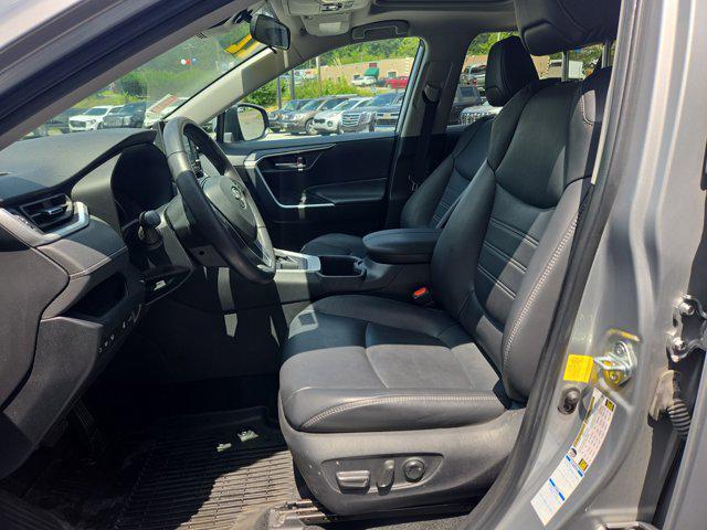 Photo of 2022 Silver Sky Metallic Toyota RAV4