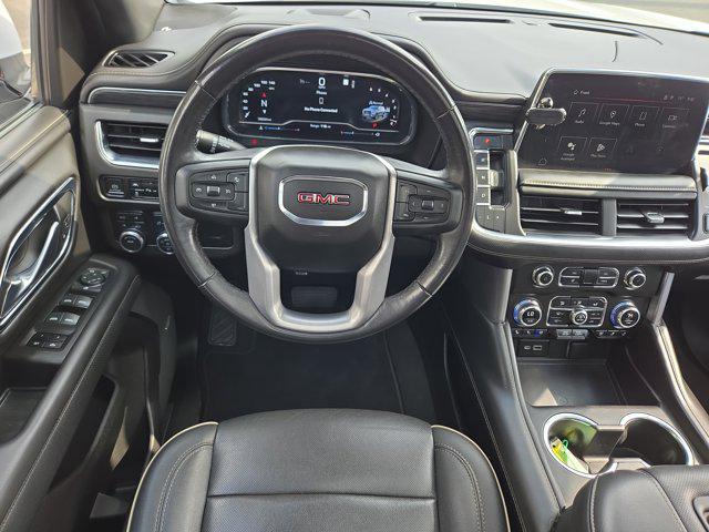 Photo of 2023 Summit White GMC Yukon XL