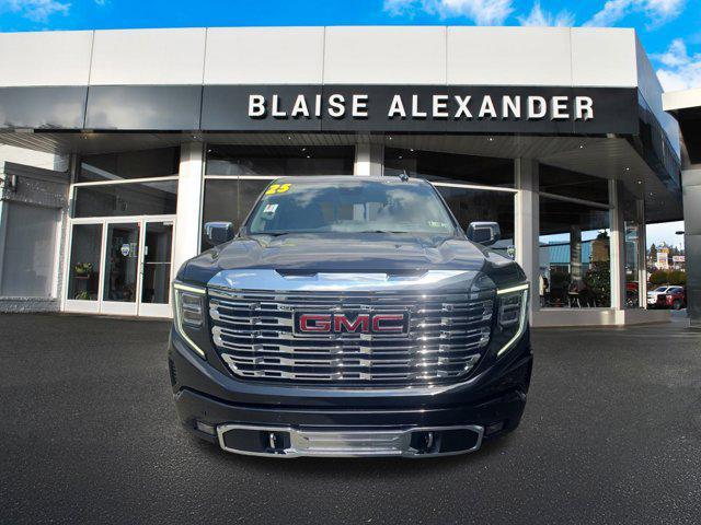 Photo of 2025 Onyx Black GMC Sierra 1500