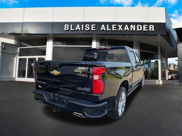 Photo of 2022 Black Chevrolet Silverado 1500