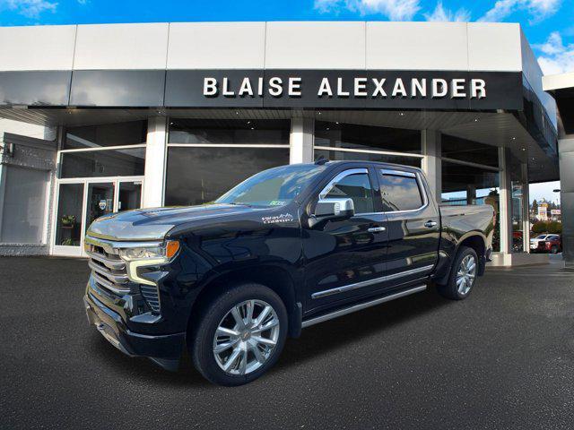 Photo of 2022 Black Chevrolet Silverado 1500