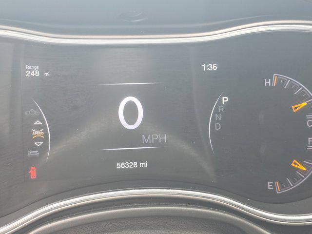 Photo of 2021 Bright White Clearcoat Jeep Grand Cherokee