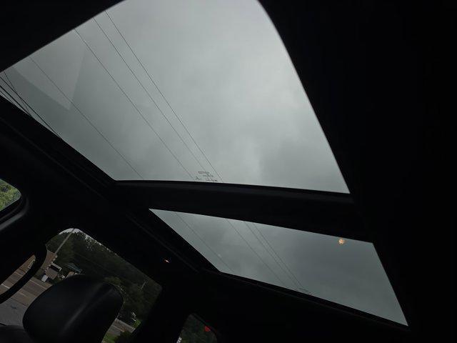 Photo of 2021 Bright White Clearcoat Jeep Grand Cherokee