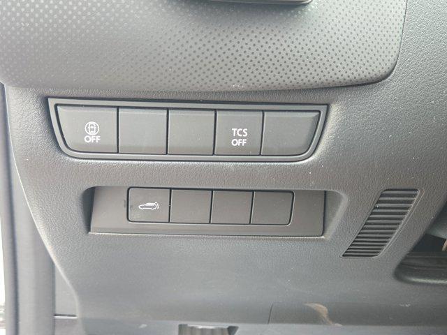 Photo of 2023 Wind Chill Pearl Mazda CX-50