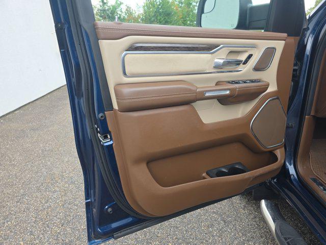 Photo of 2019 Patriot Blue Pearlcoat RAM 1500