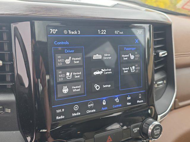 Photo of 2019 Patriot Blue Pearlcoat RAM 1500