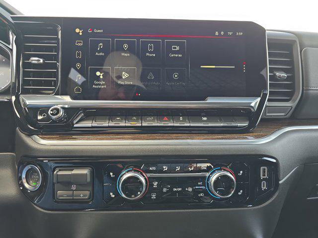 Photo of 2025 Summit White GMC Sierra 1500