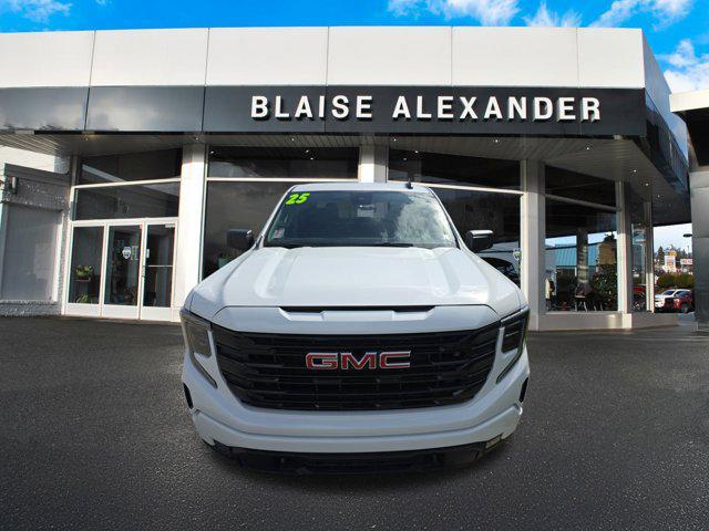 Photo of 2025 Summit White GMC Sierra 1500